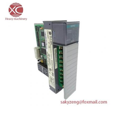Allen Bradley SLC 500 1746-NO8V Digital Output Module