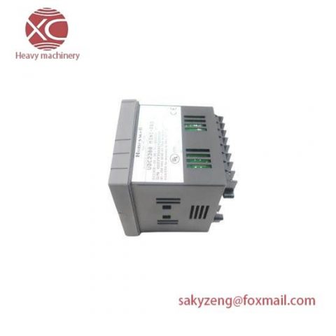Honeywell UDC2300 Temperature Controller DC23CB-EE-00-11-0000000-00-0